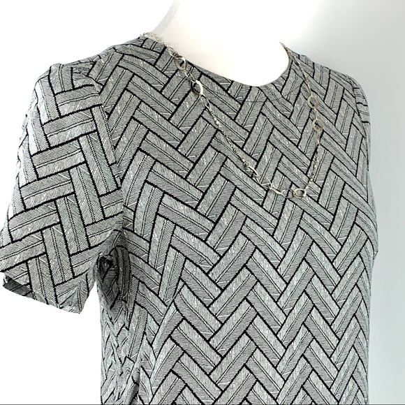 H&M Black and White Herringbone Short Sleeve Open Back Mini Shift Dress size 2 - Picture 5 of 15